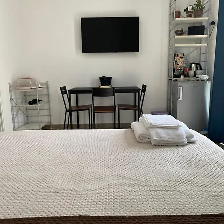Giomartrooms Nocleg ze śniadaniem Torre Annunziata