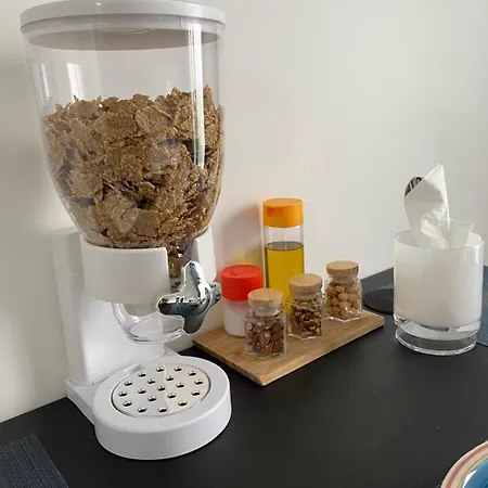Giomartrooms Nocleg ze śniadaniem 3*