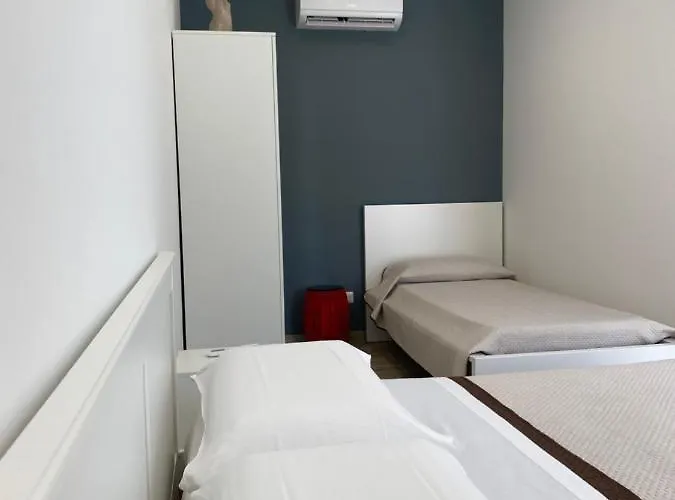 فندق مبيت وإفطار Giomartrooms 3*