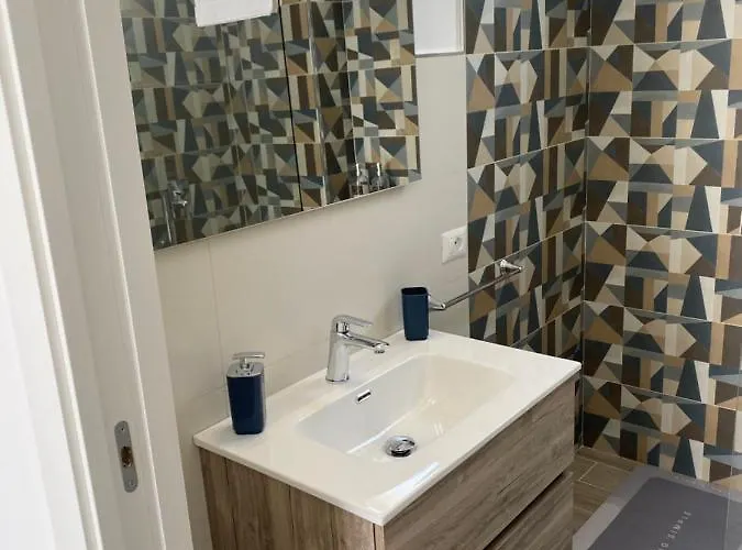 Giomartrooms فندق مبيت وإفطار 3*