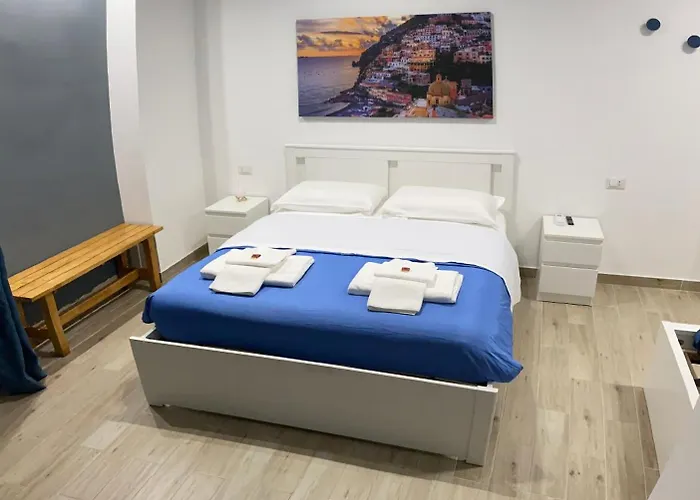 فندق مبيت وإفطار Giomartrooms توري أنونزياتا