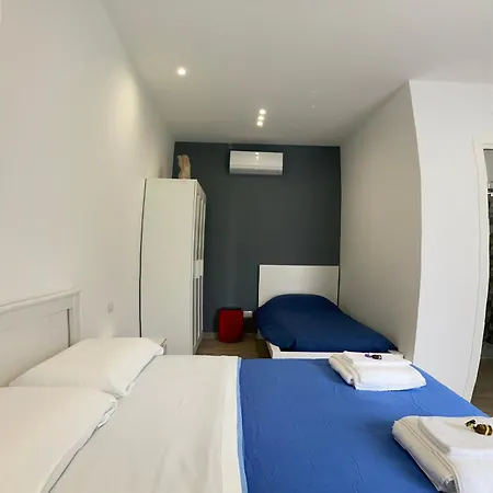 Giomartrooms * Torre Annunziata